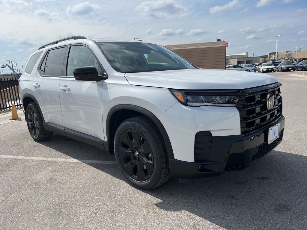 Thumbnail: 2026 Honda Pilot - 2