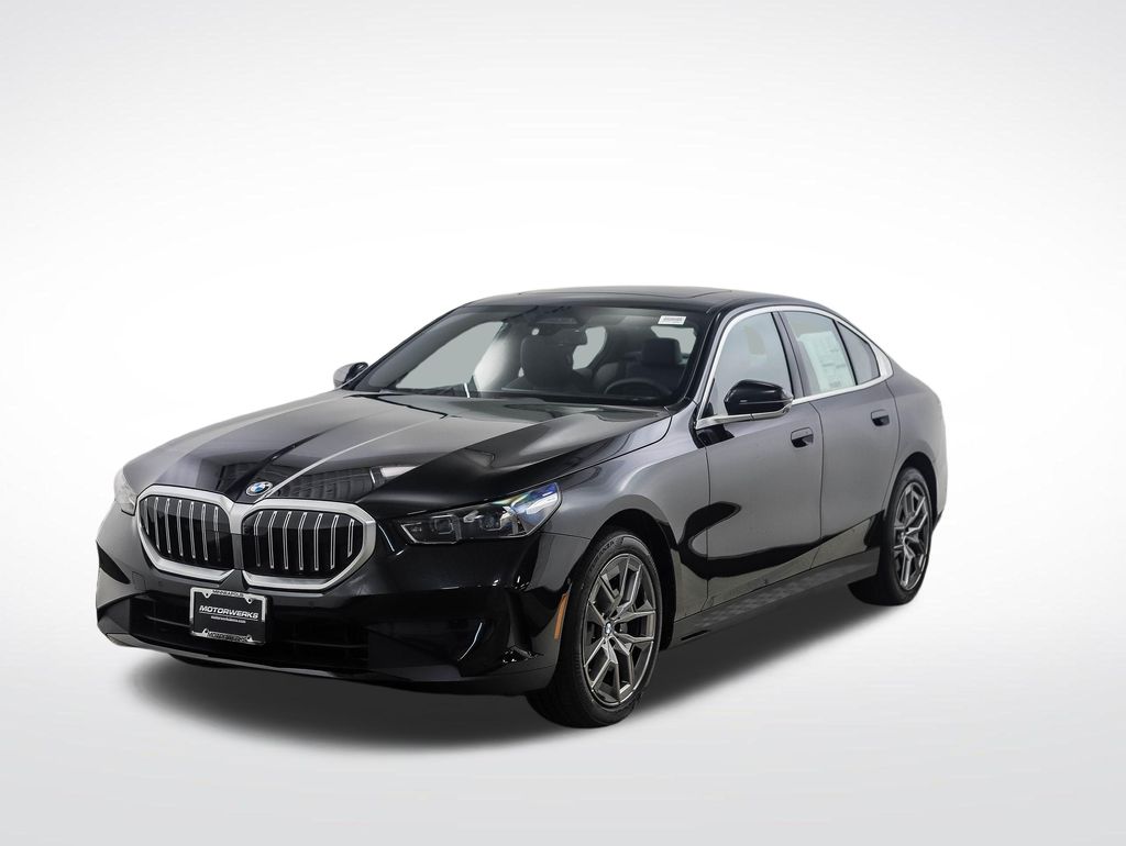 Thumbnail: 2026 BMW 5 Series - 1