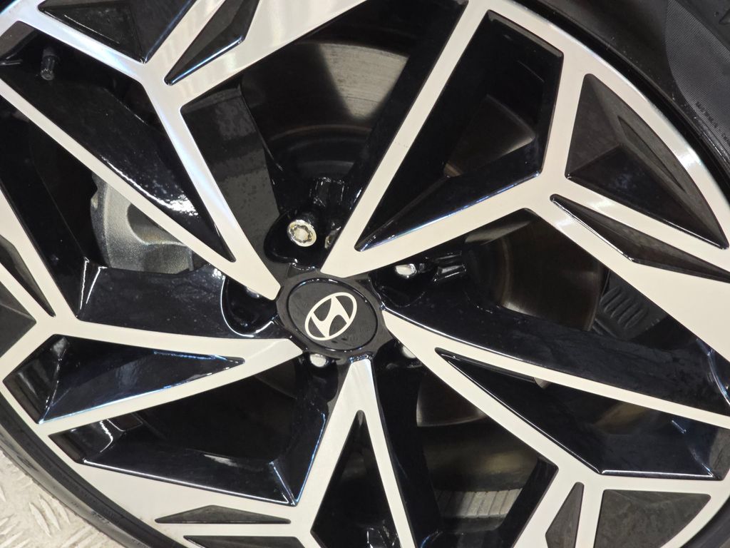 2024 Hyundai Ioniq 6 SEL photo 9
