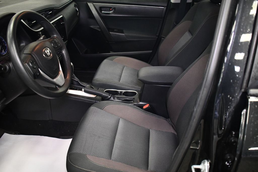 Thumbnail: 2019 Toyota Corolla - 6