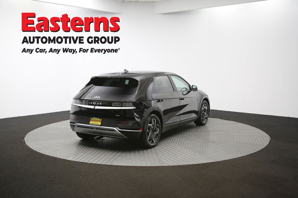Used 2023 Black Hyundai SEL image 39