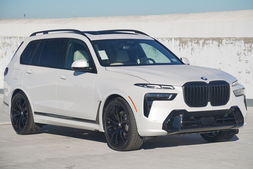 Thumbnail: 2026 BMW X7 - 3