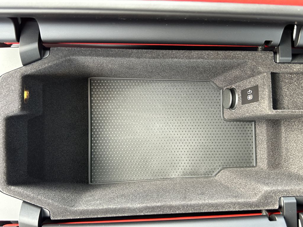 Thumbnail: 2026 BMW 8 Series - 29