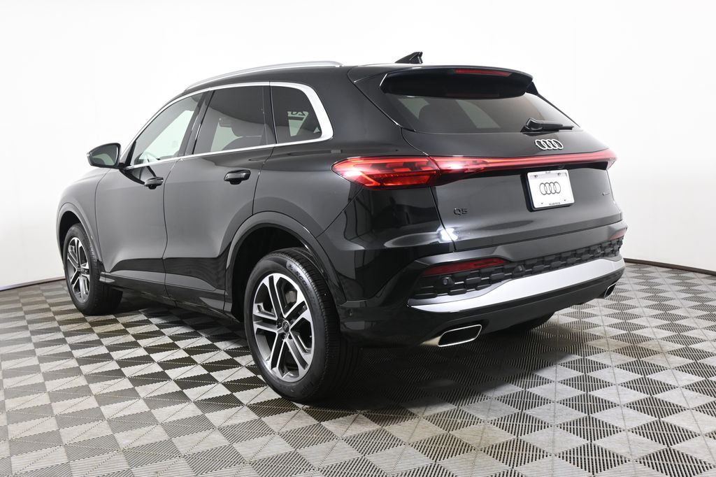Thumbnail: 2025 Audi Q5 - 5