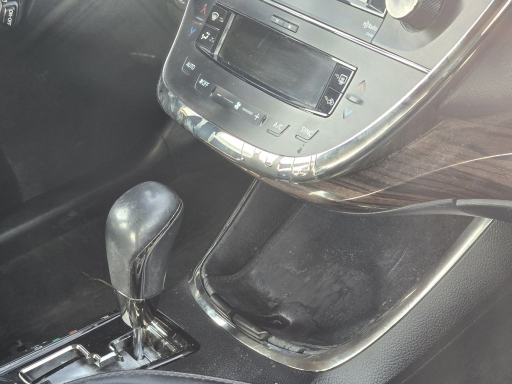 Used 2013 Black Toyota XLE Touring image 14