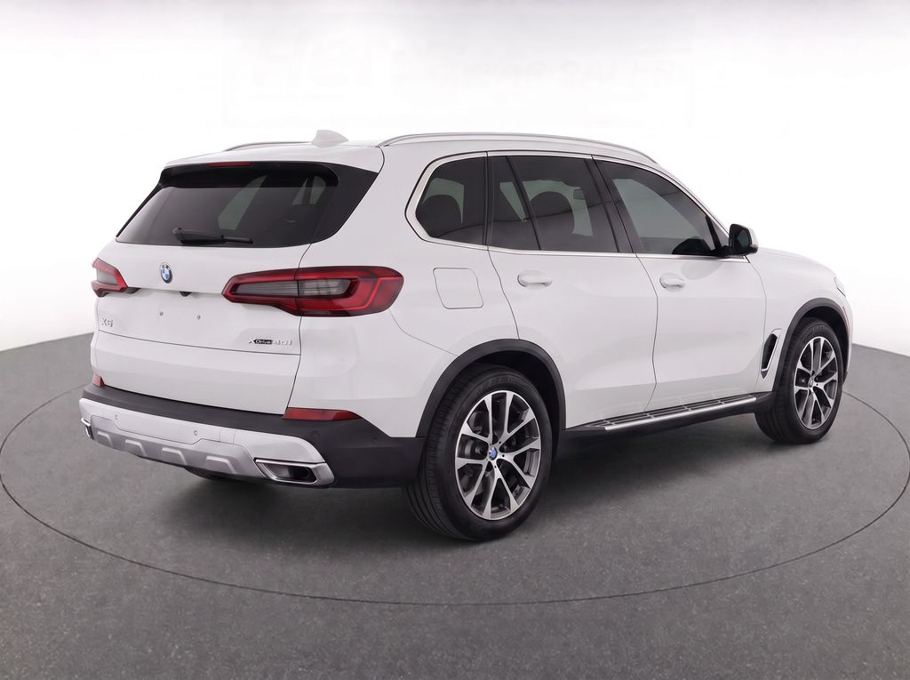 Thumbnail: 2024 BMW X5 - 3