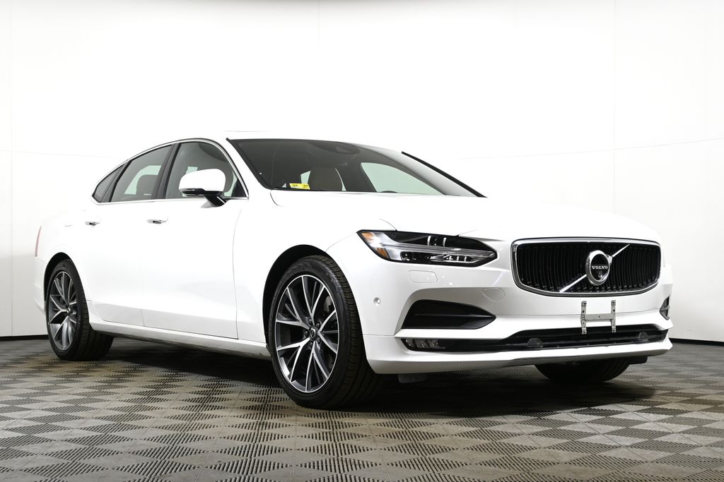 Thumbnail: 2017 Volvo S90 - 9