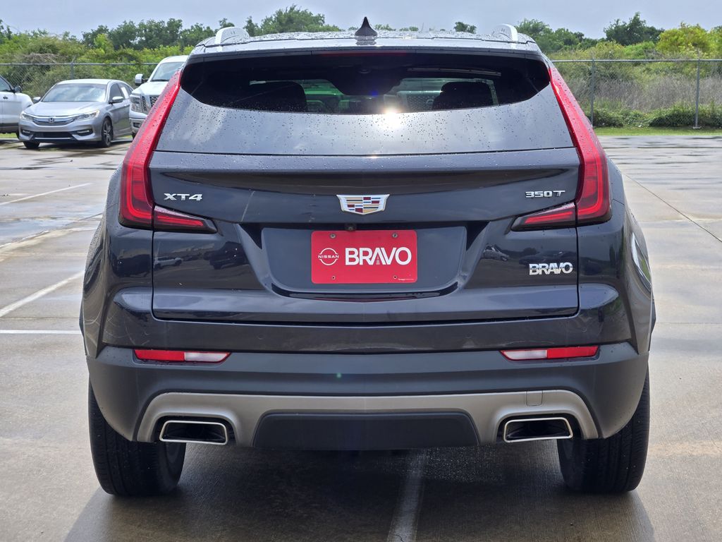 2023 Cadillac XT4 Premium Luxury - 4