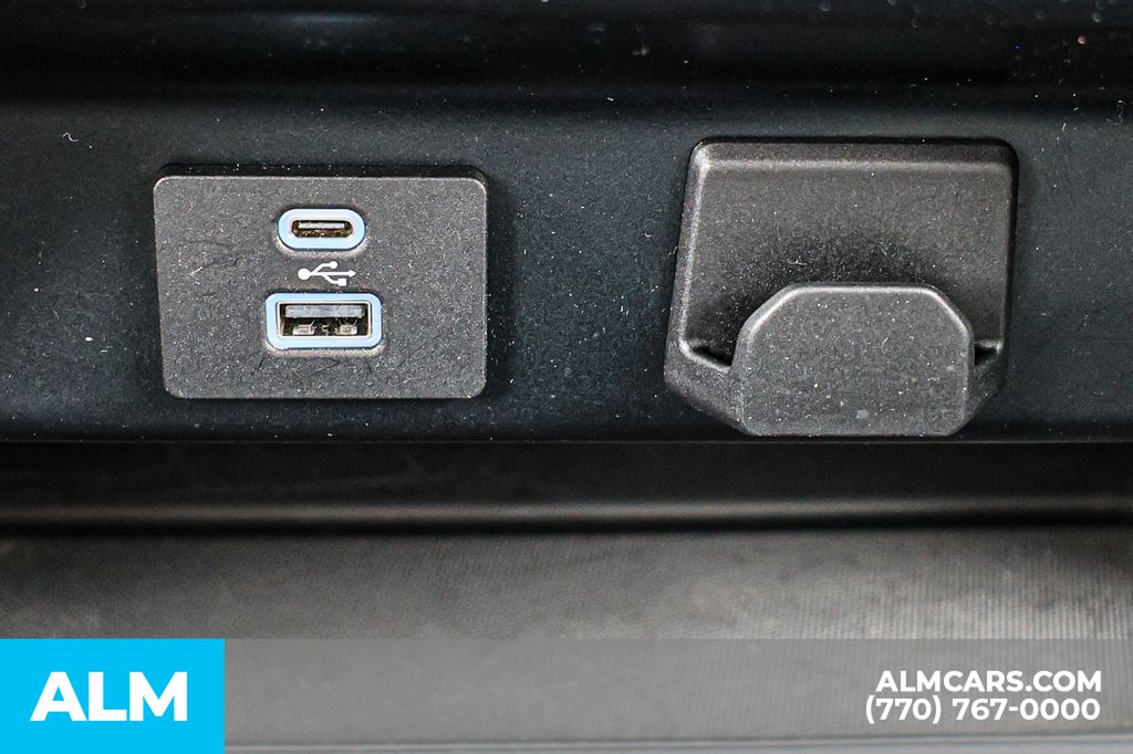 Used 2023 White Ford XLT image 42