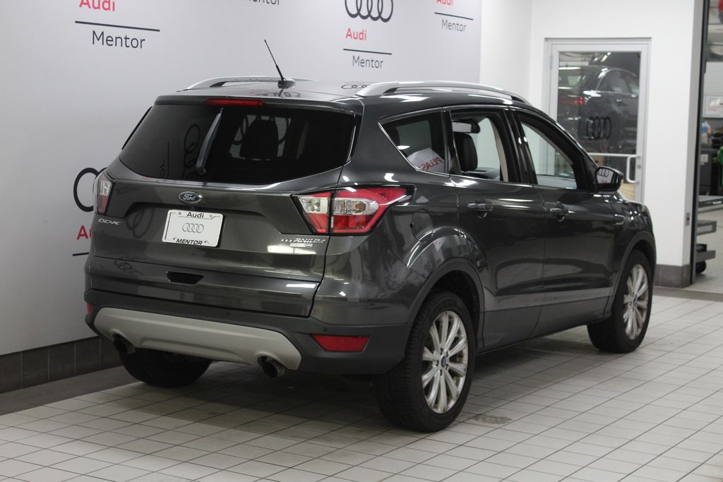 Thumbnail: 2017 Ford Escape - 6