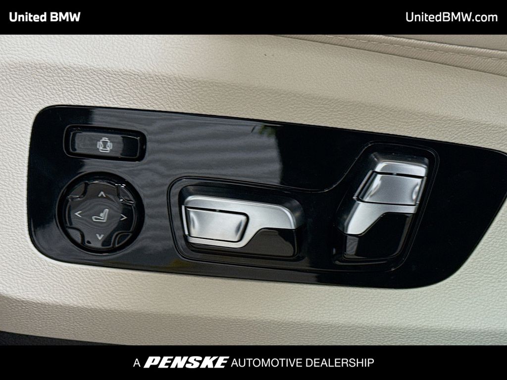 Thumbnail: 2026 BMW X5 - 4