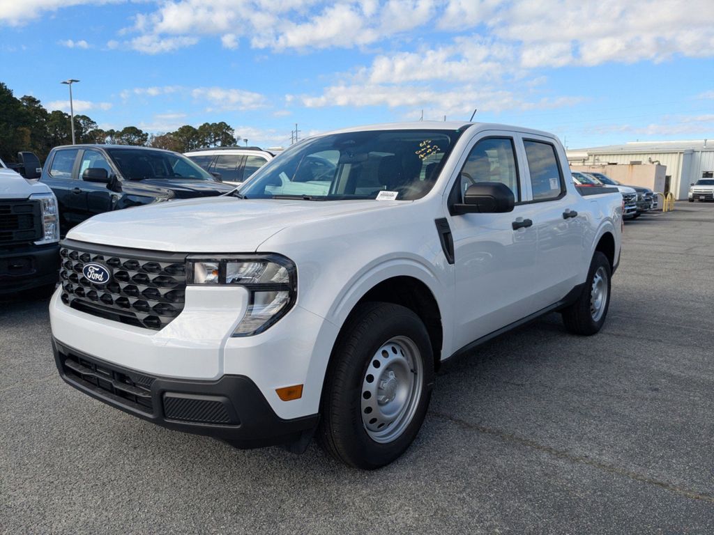 2025 Ford Maverick XL