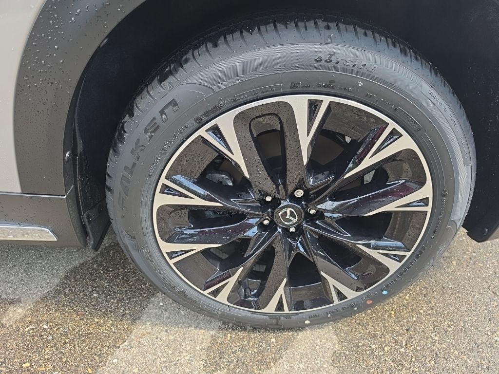 New 2026 Platinum Quartz Mazda Premium Plus image 17
