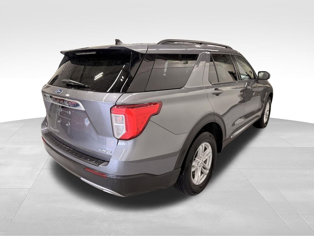 Thumbnail: 2023 Ford Explorer - 6