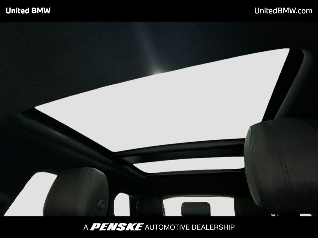 Thumbnail: 2021 Land Rover Range Rover Evoque - 12