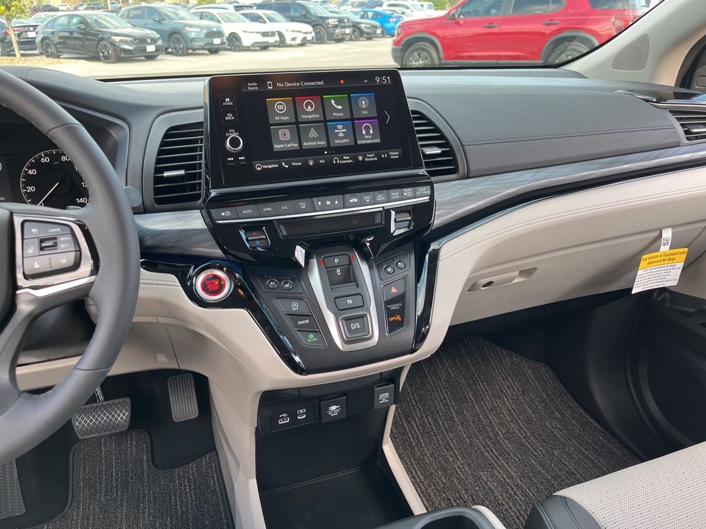 Thumbnail: 2026 Honda Odyssey - 10
