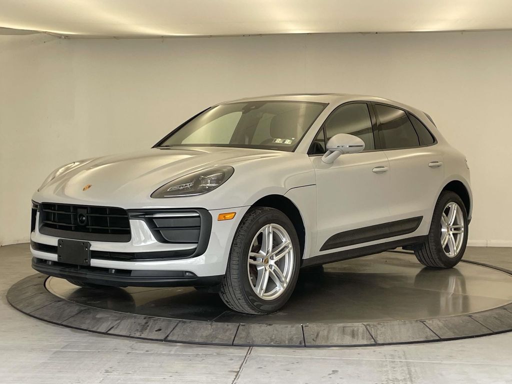 Chalk 2023 Porsche Macan AWD SUV / Crossover All-Wheel Drive 7-Speed Automatic