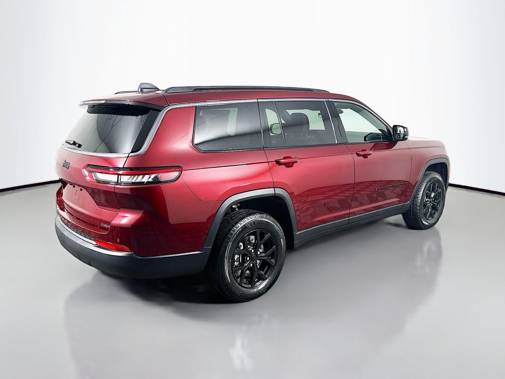 New 2026 Red Jeep Laredo Altitude image 7