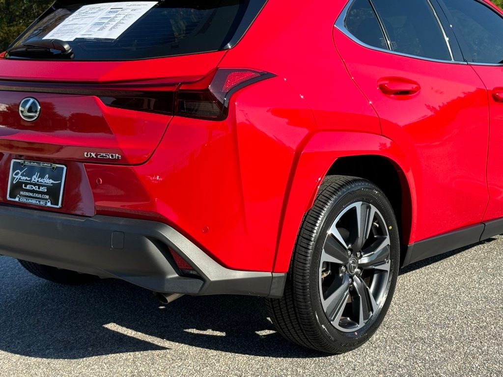 2023 Lexus UX 250h Premium 14