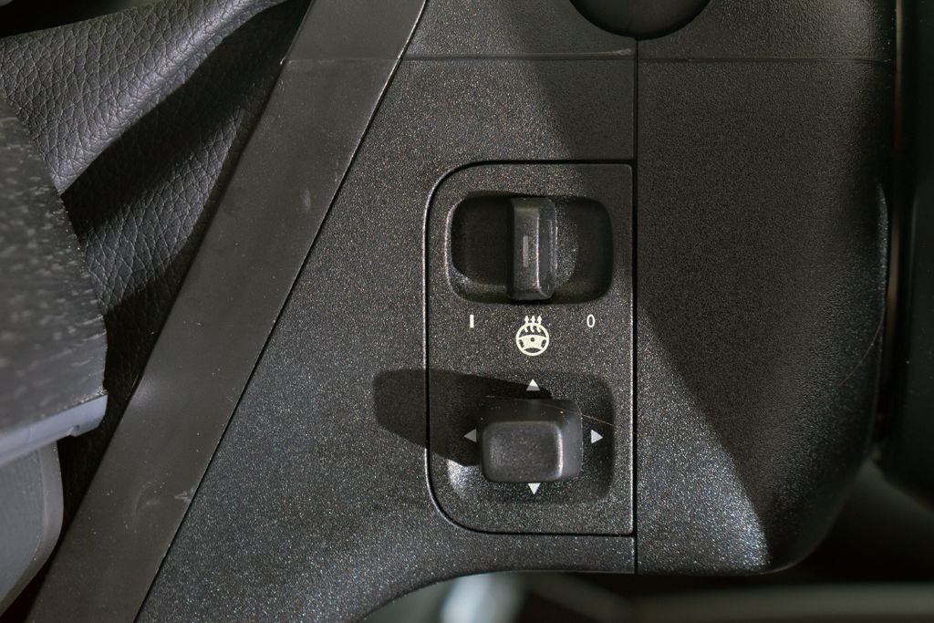 Thumbnail: 2026 Mercedes-Benz GLE - 19