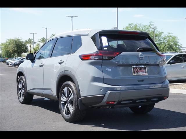 2024 Nissan Rogue SL 3