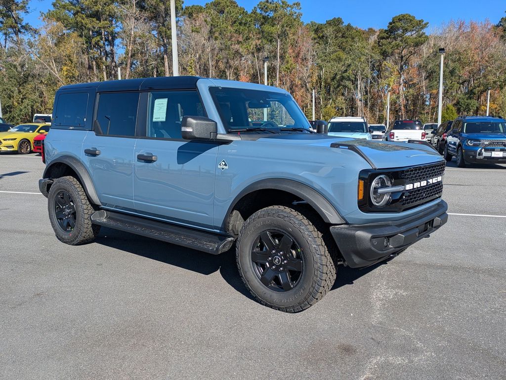 2025 Ford Bronco Outer Banks