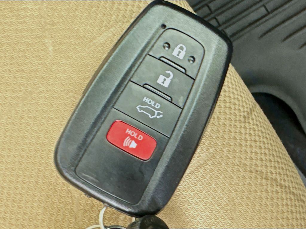 Used Car 2025 Toyota Rav4  Xle For Sale Under $35,000 In Austin, Texas