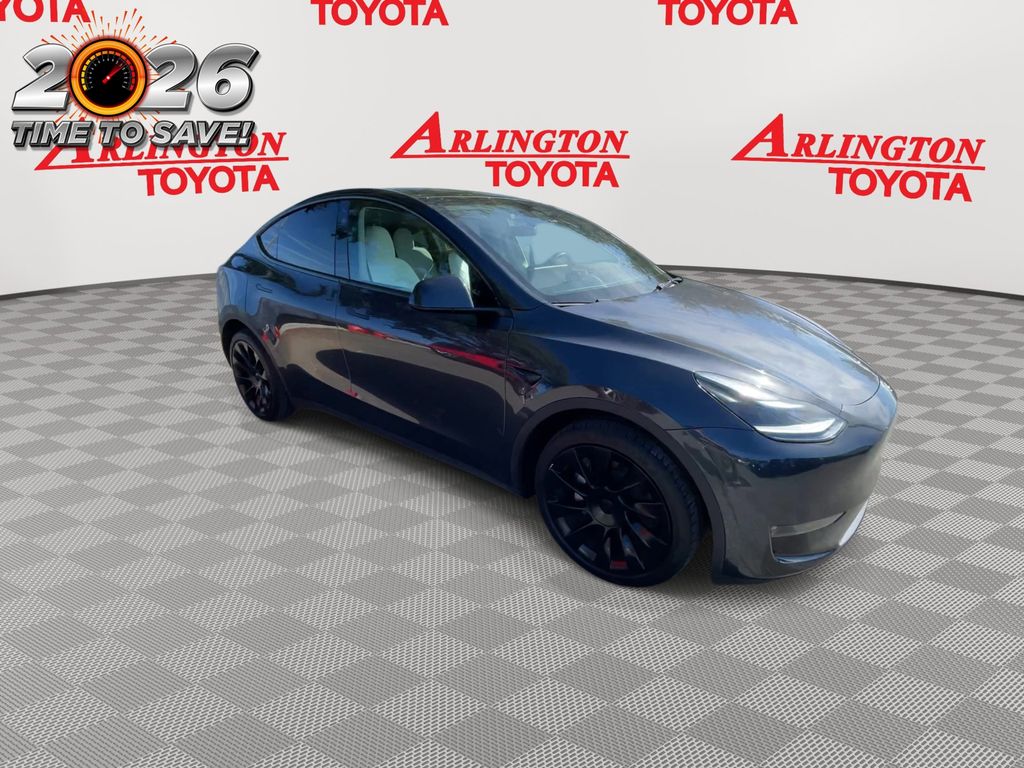 Used 2024 Tesla Model Y Long Range with VIN 7SAYGAEE5RF189870 for sale in Northfield, Minnesota