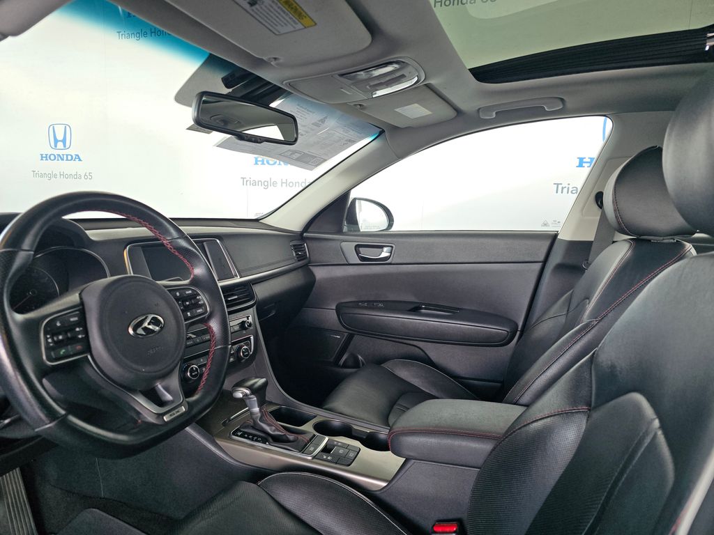 Thumbnail: 2018 Kia Optima - 6