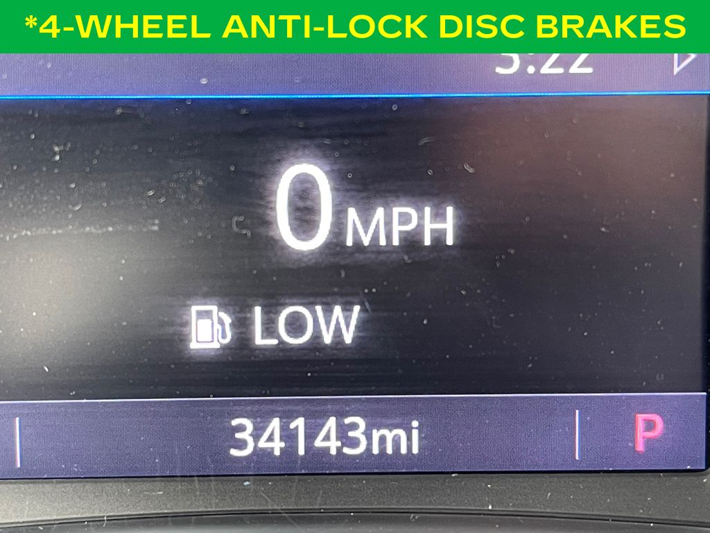 used 2023 Chevrolet Traverse car, priced at $31,500