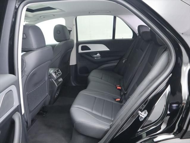 Thumbnail: 2025 Mercedes-Benz GLE - 23