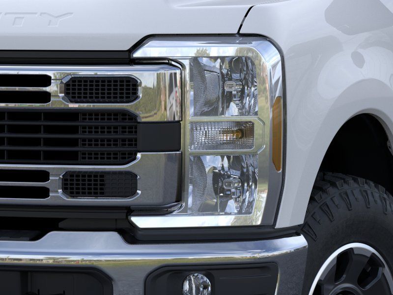 New 2026 White Ford XLT image 23