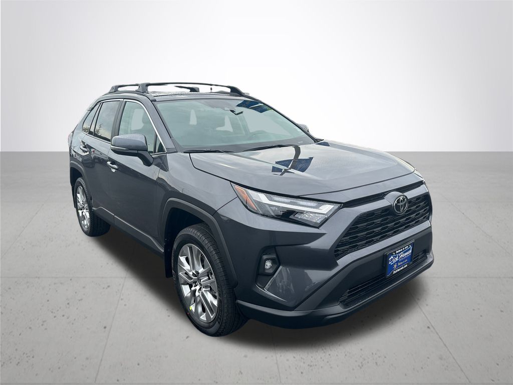 2025 Toyota RAV4 XLE Premium photo 4
