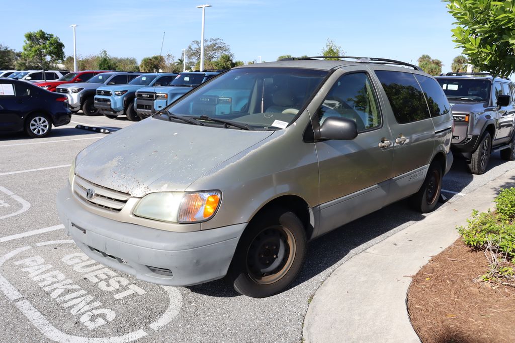 2001 Toyota Sienna LE -
                  West Palm Beach, FL