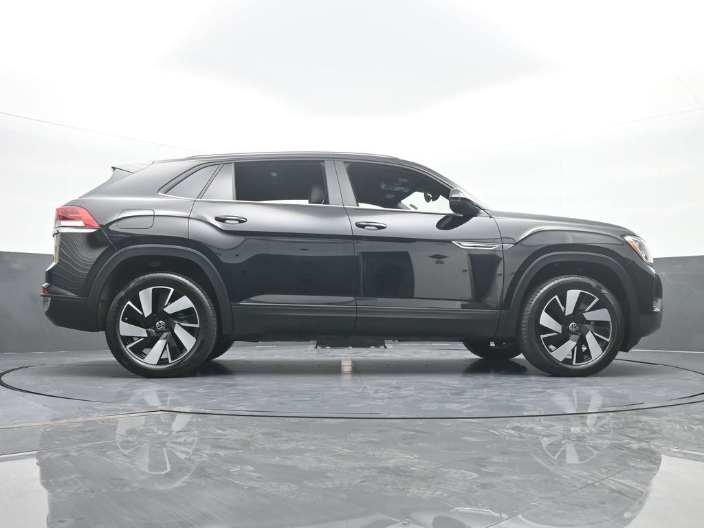 Used 2024 Deep Black Volkswagen 2.0T SE w/Technology image 60