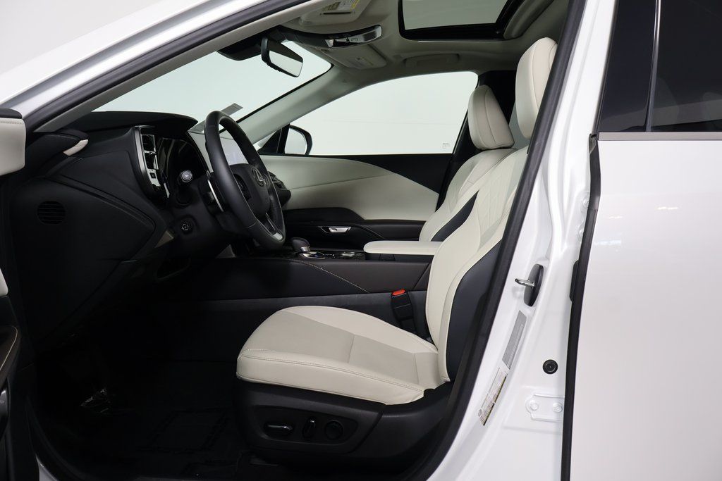 Thumbnail: 2024 Lexus RX - 10