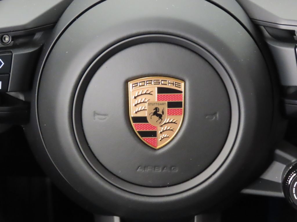Thumbnail: 2026 Porsche 911 - 21