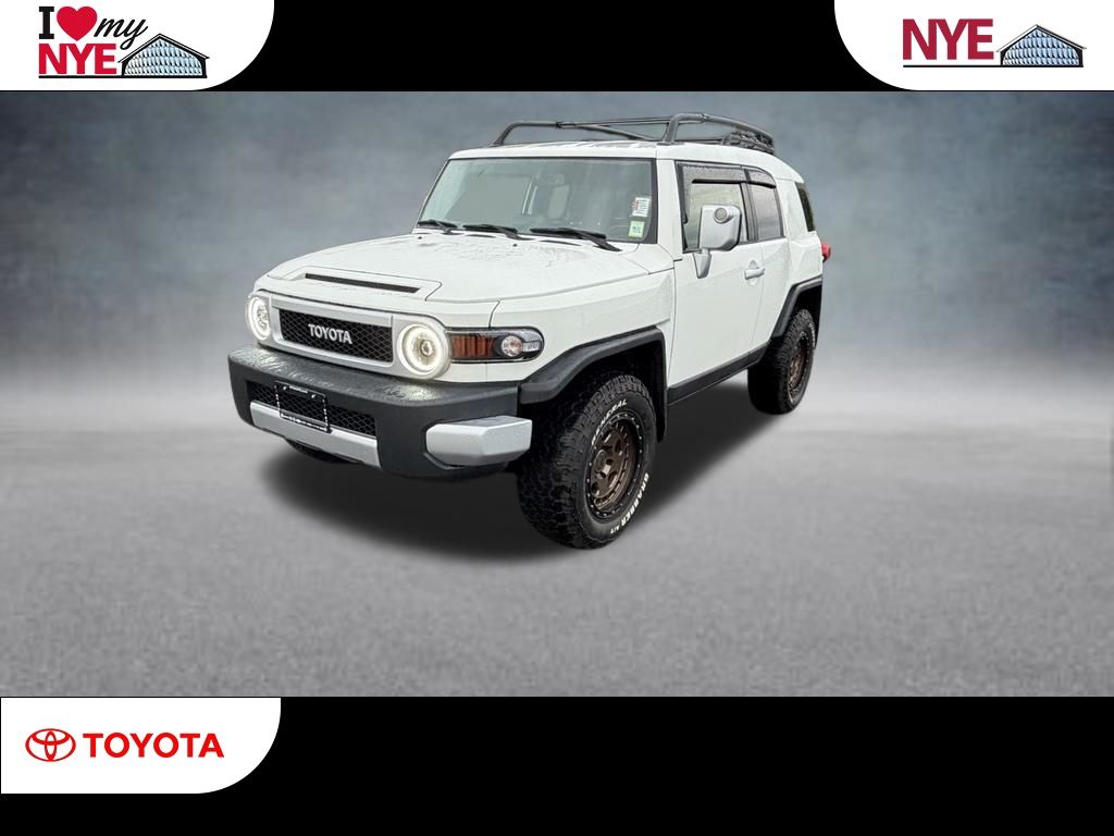 Iceberg 2014 Toyota FJ Cruiser SUV / Crossover Four-Wheel Drive 5-Speed Automatic