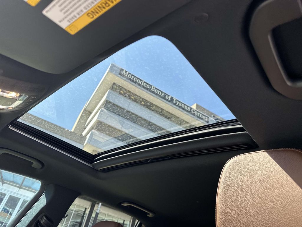 Thumbnail: 2025 Mercedes-Benz GLE - 31