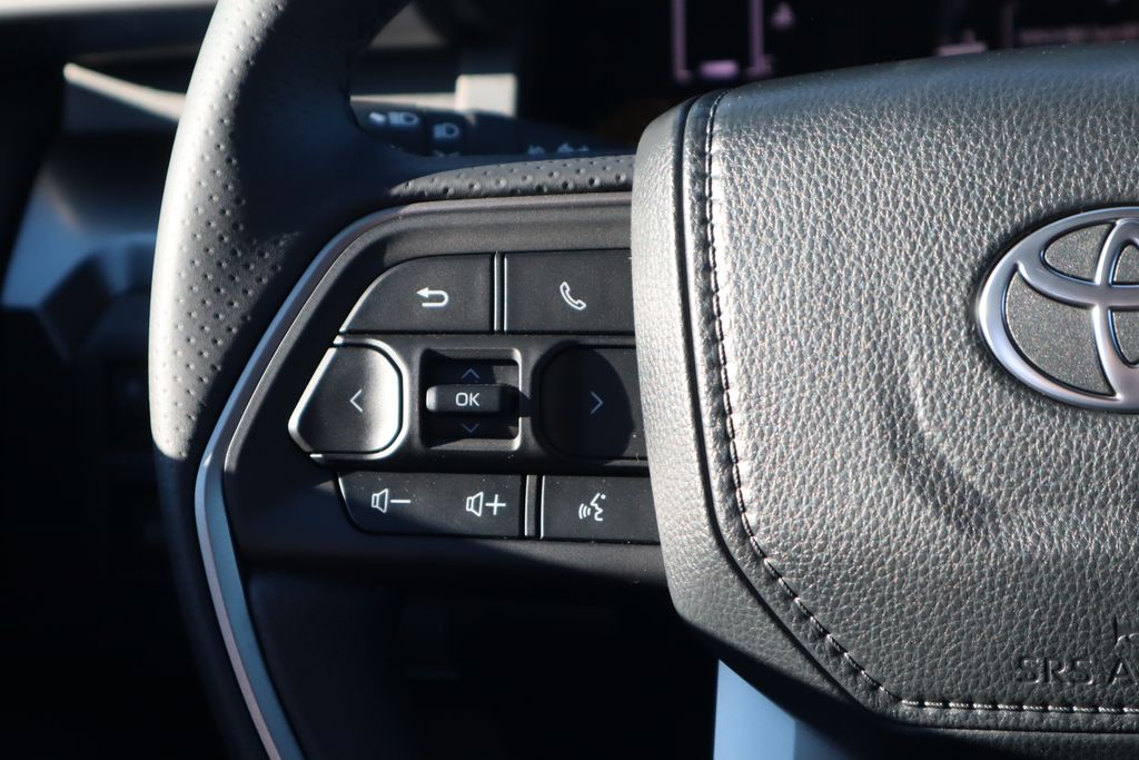 Thumbnail: 2025 Toyota 4Runner - 11