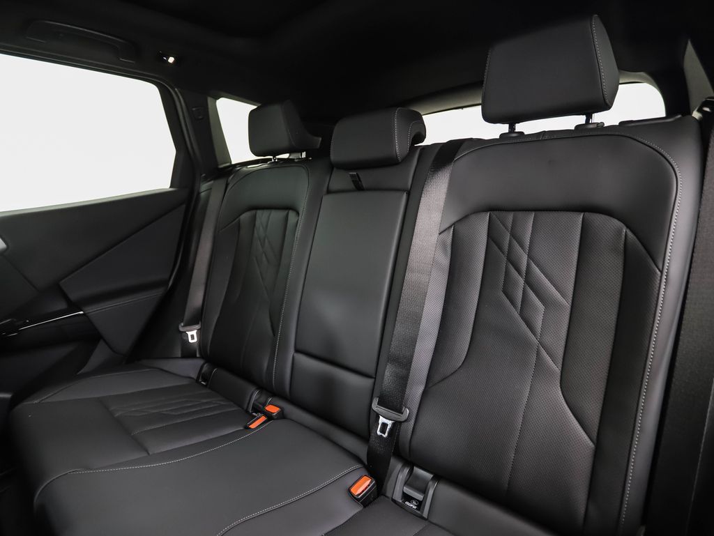 Thumbnail: 2026 BMW X3 - 23