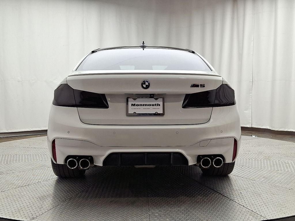 Thumbnail: 2019 BMW M5 - 5