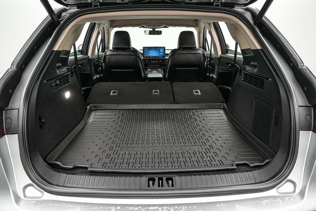 used 2023 Lincoln Nautilus car, priced at $37,030