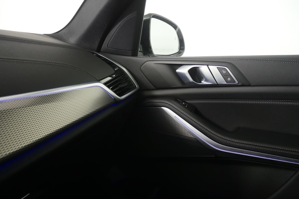 Thumbnail: 2023 BMW X5 - 26