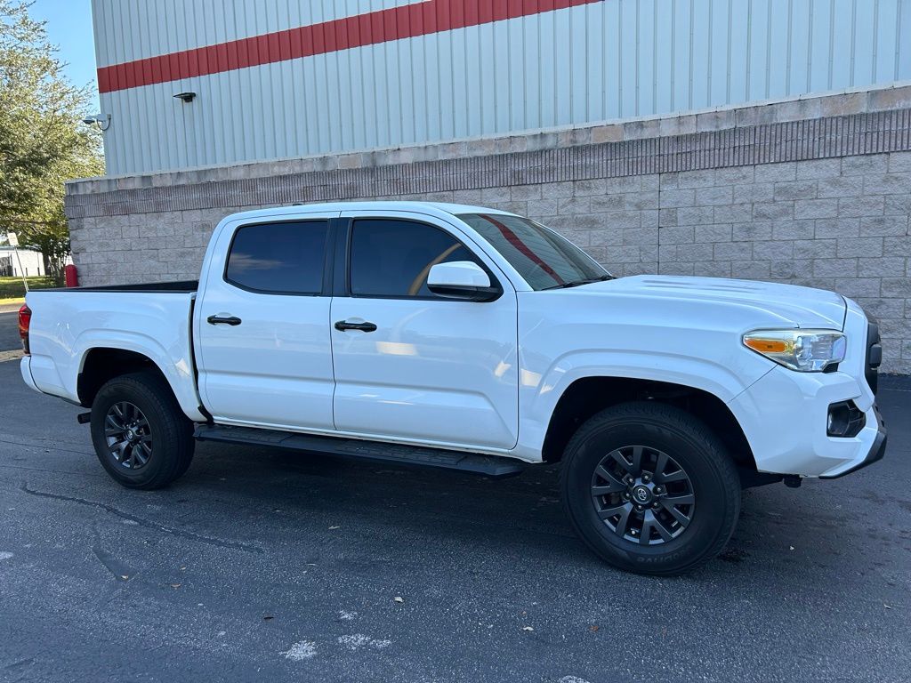 Thumbnail: 2018 Toyota Tacoma - 7