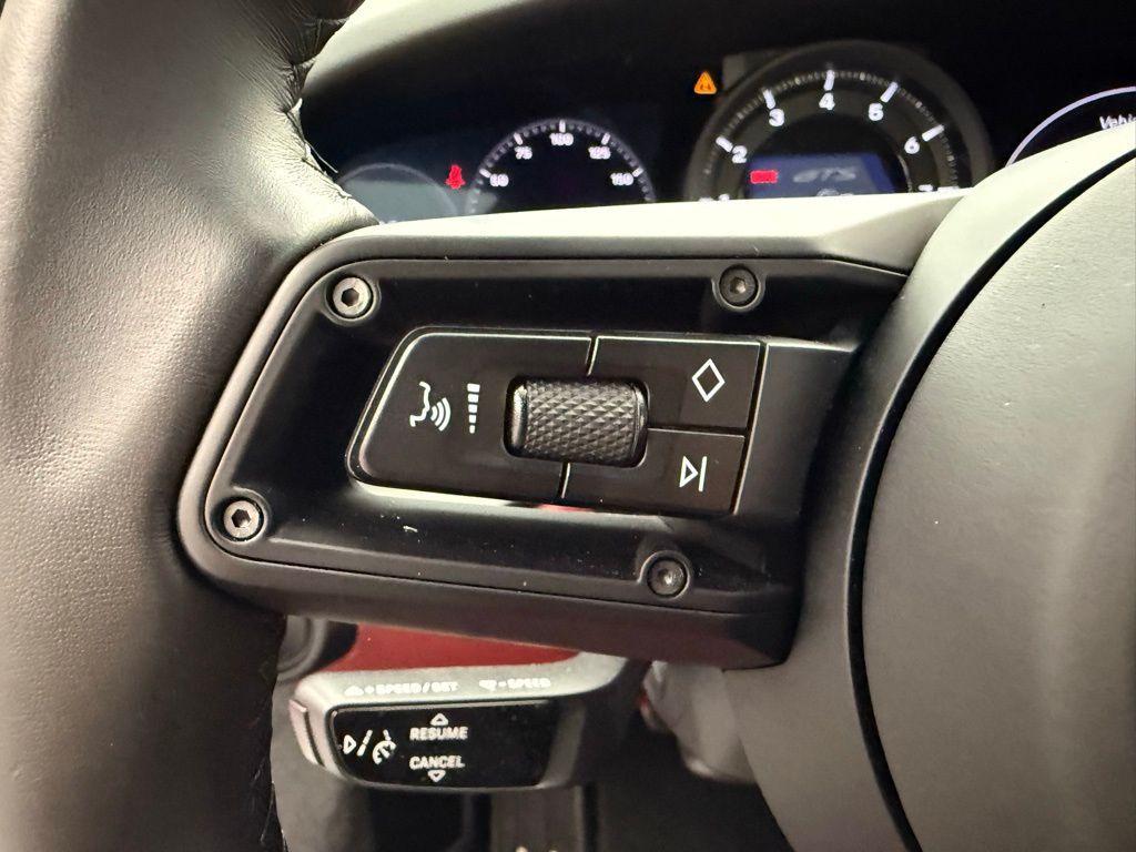 Thumbnail: 2023 Porsche 911 - 13