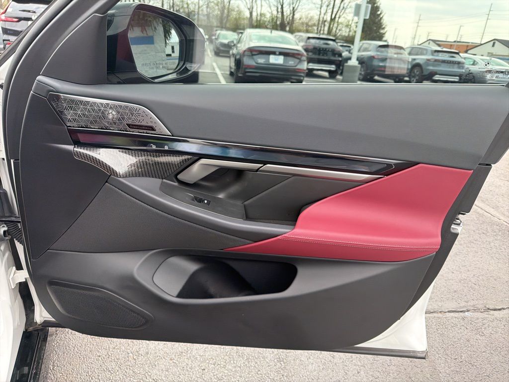 Thumbnail: 2024 BMW i5 - 26