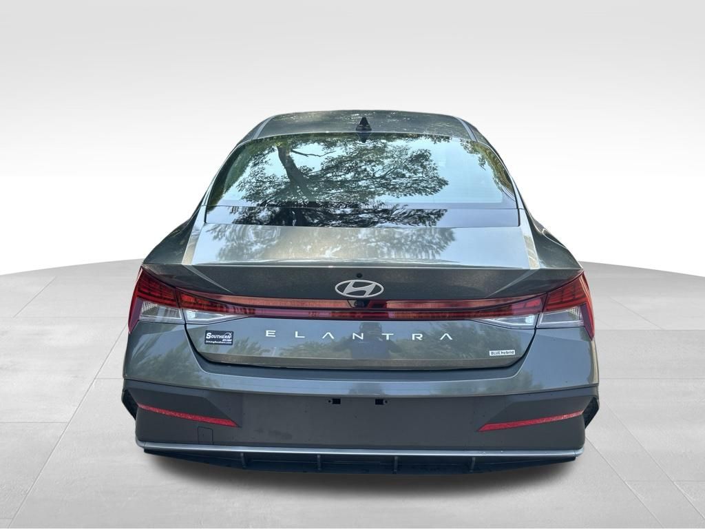 Certified Used 2026 Gray Hyundai Blue image 4