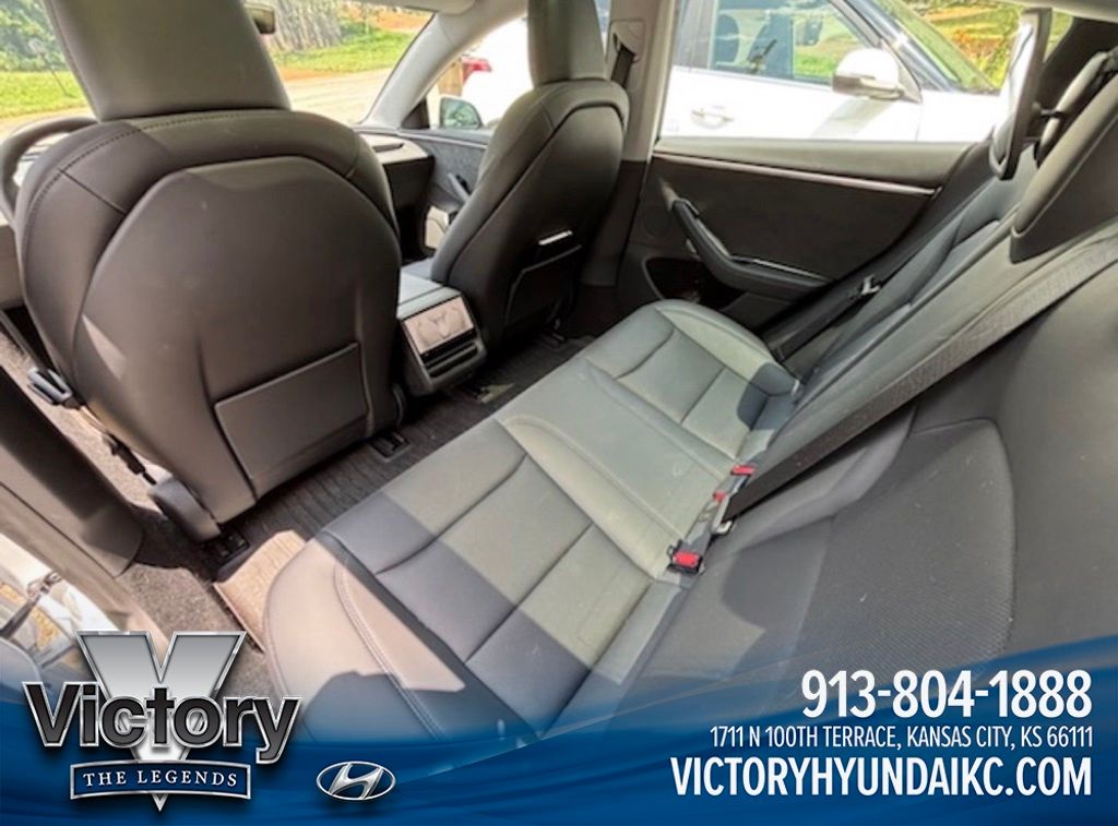 Used 2024  Tesla Long Range image 8