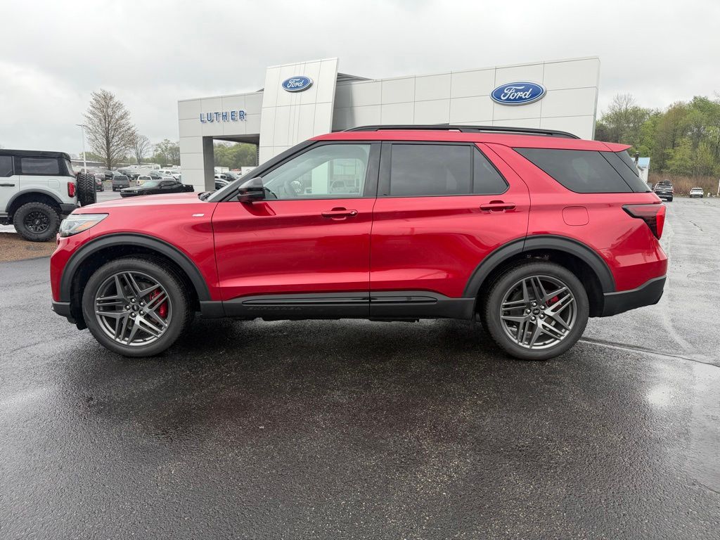 2026 Ford Explorer ST-Line - 1